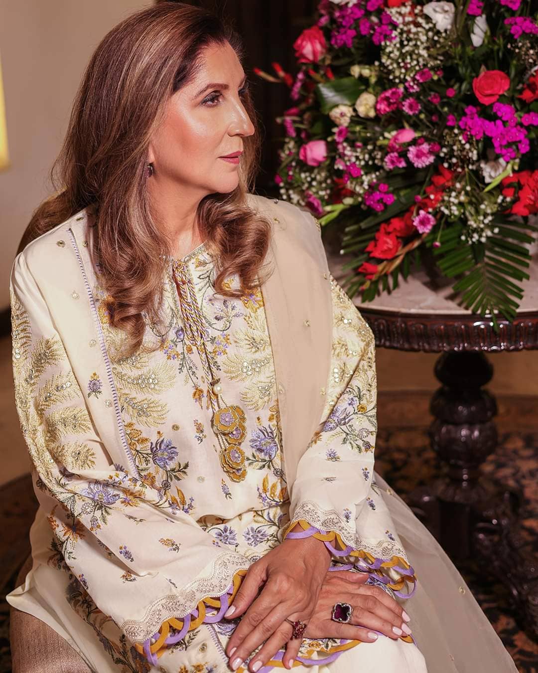 img_elan_lawn_22_awwal_boutique