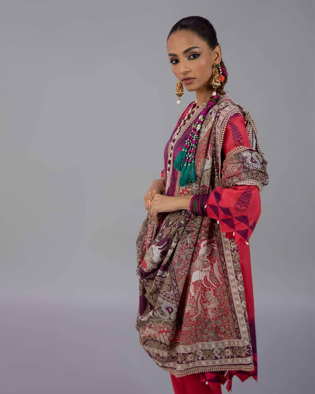 img_sana_safinaz_mahay_lawn_22_awwal_boutique