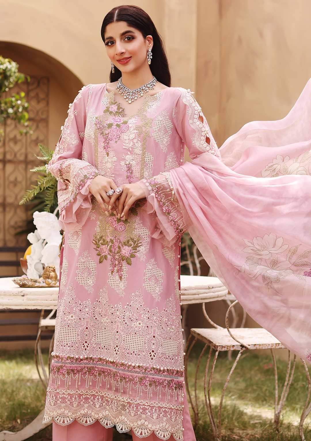 img_elaf_luxury_lawn_22_awwal_boutique