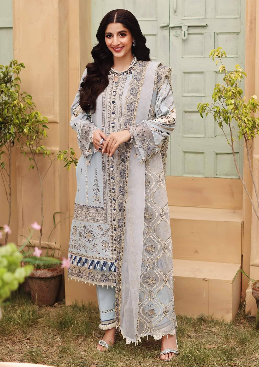 img_elaf_luxury_lawn_22_awwal_boutique