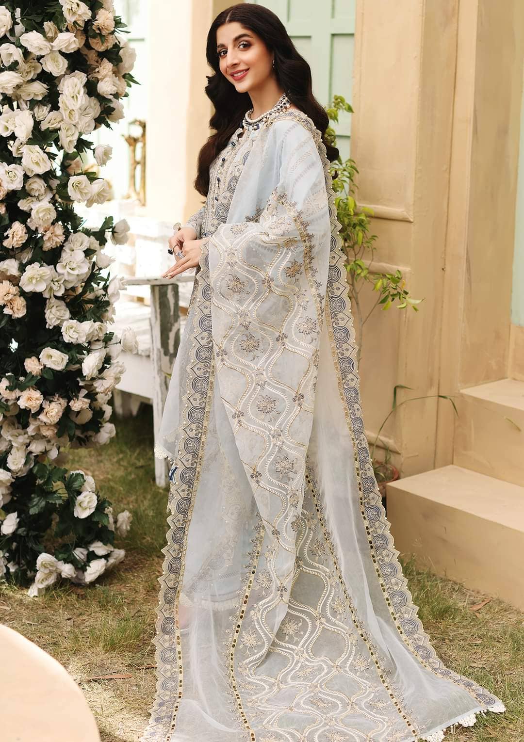 img_elaf_luxury_lawn_22_awwal_boutique