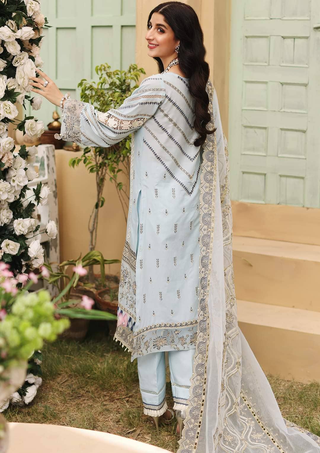 img_elaf_luxury_lawn_22_awwal_boutique