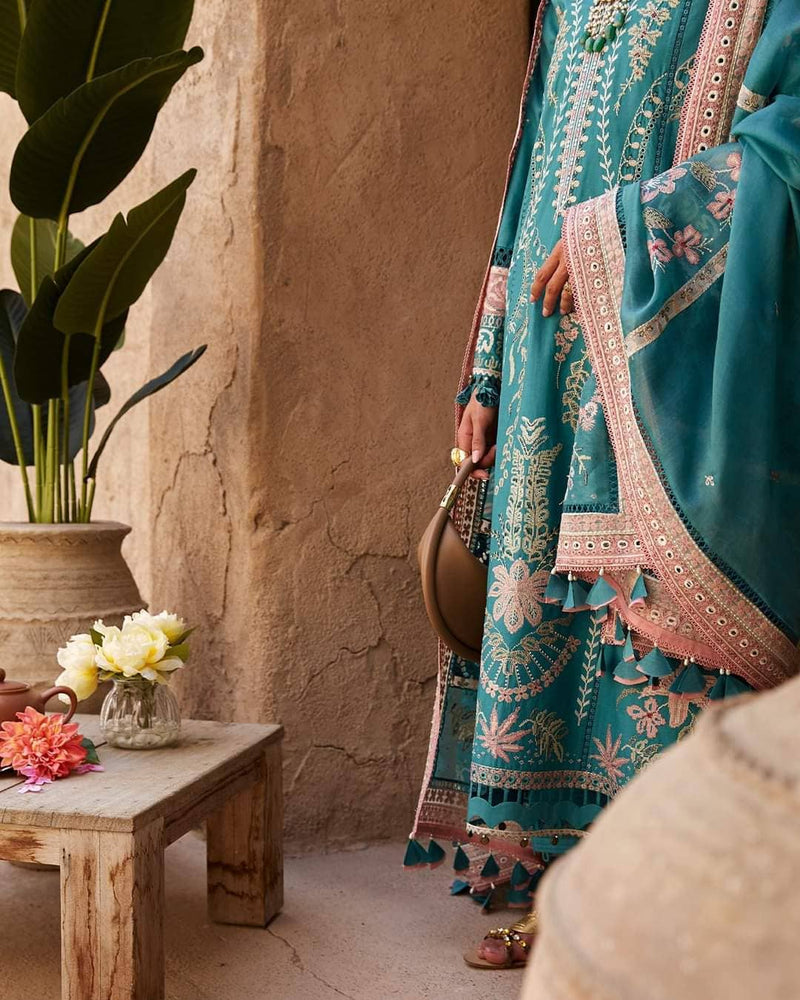 img_suffuse_lawn_collection_22_awwal_boutique