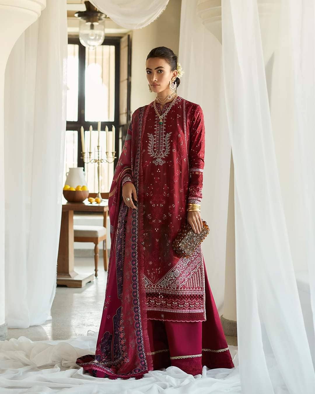 img_suffuse_lawn_collection_22_awwal_boutique