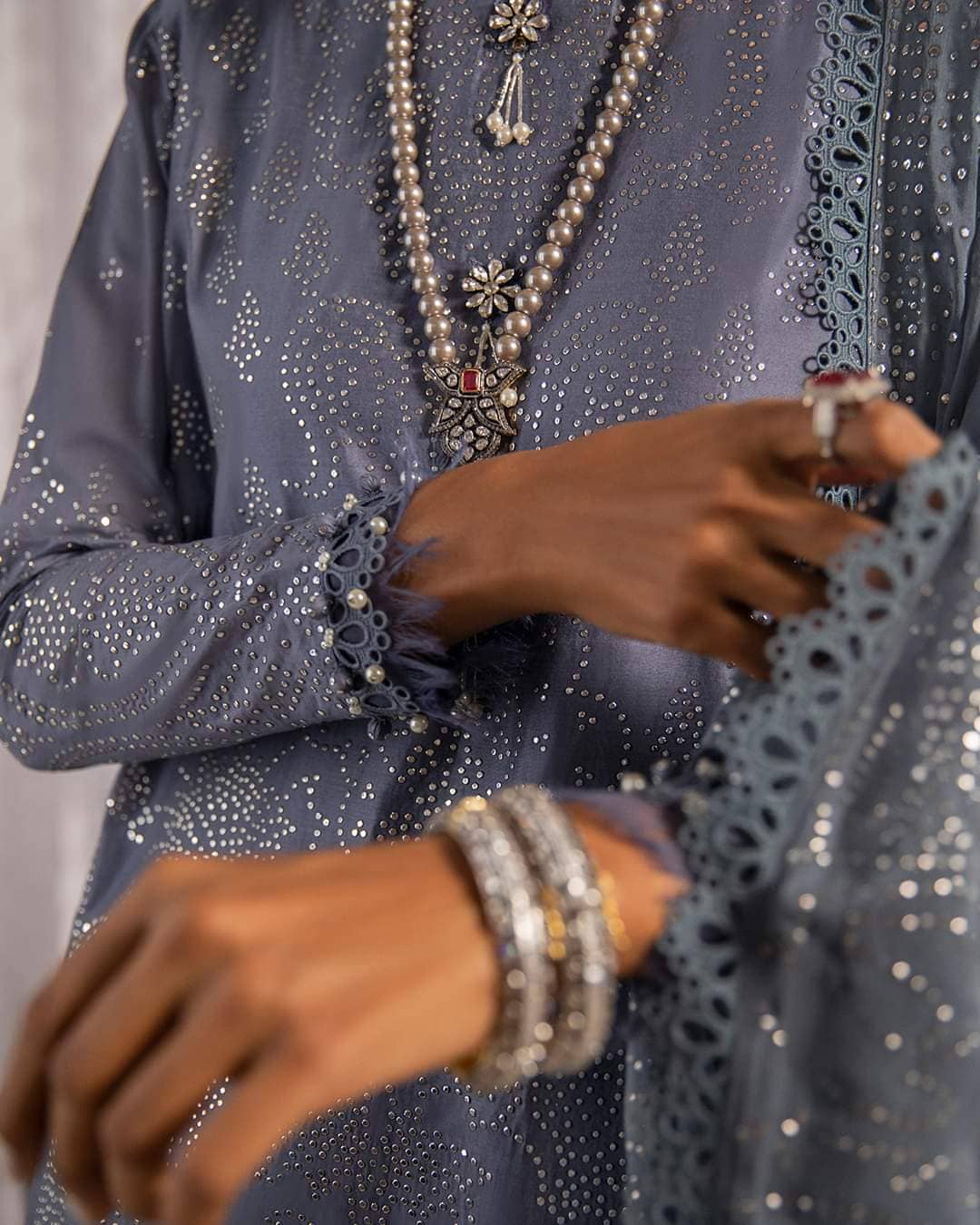 img_sana_safinaz_badla_awwal_boutique