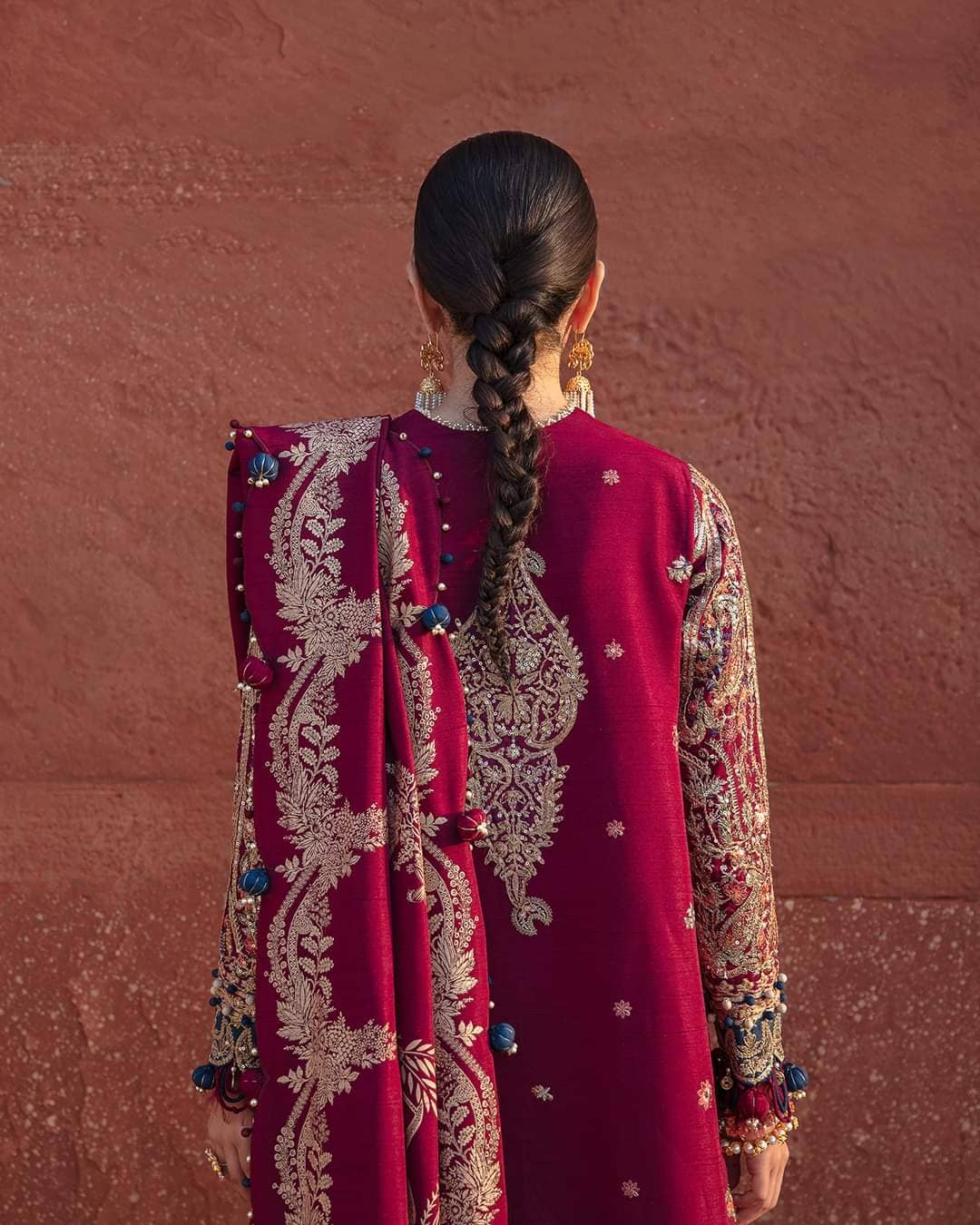 img_sana_safinaz_winter_luxury_awwal_boutique