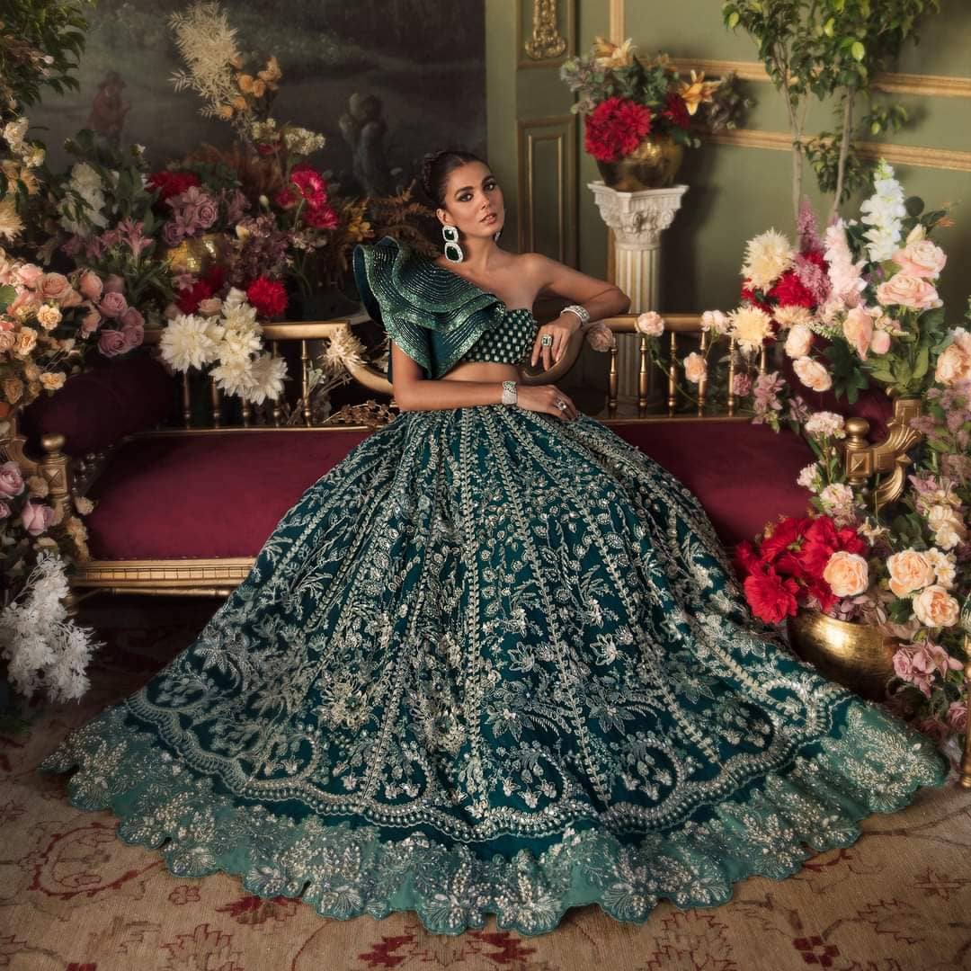 Img_republic_womens_wear_wedding_lehanga_awwal_boutique