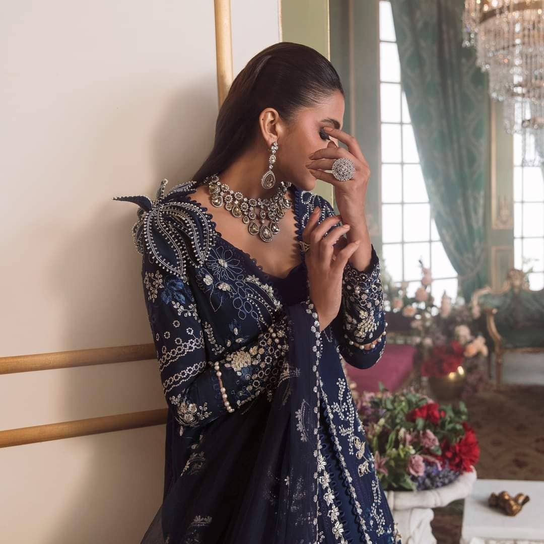 img_republic_womans_wear_wedding_awwal_boutique