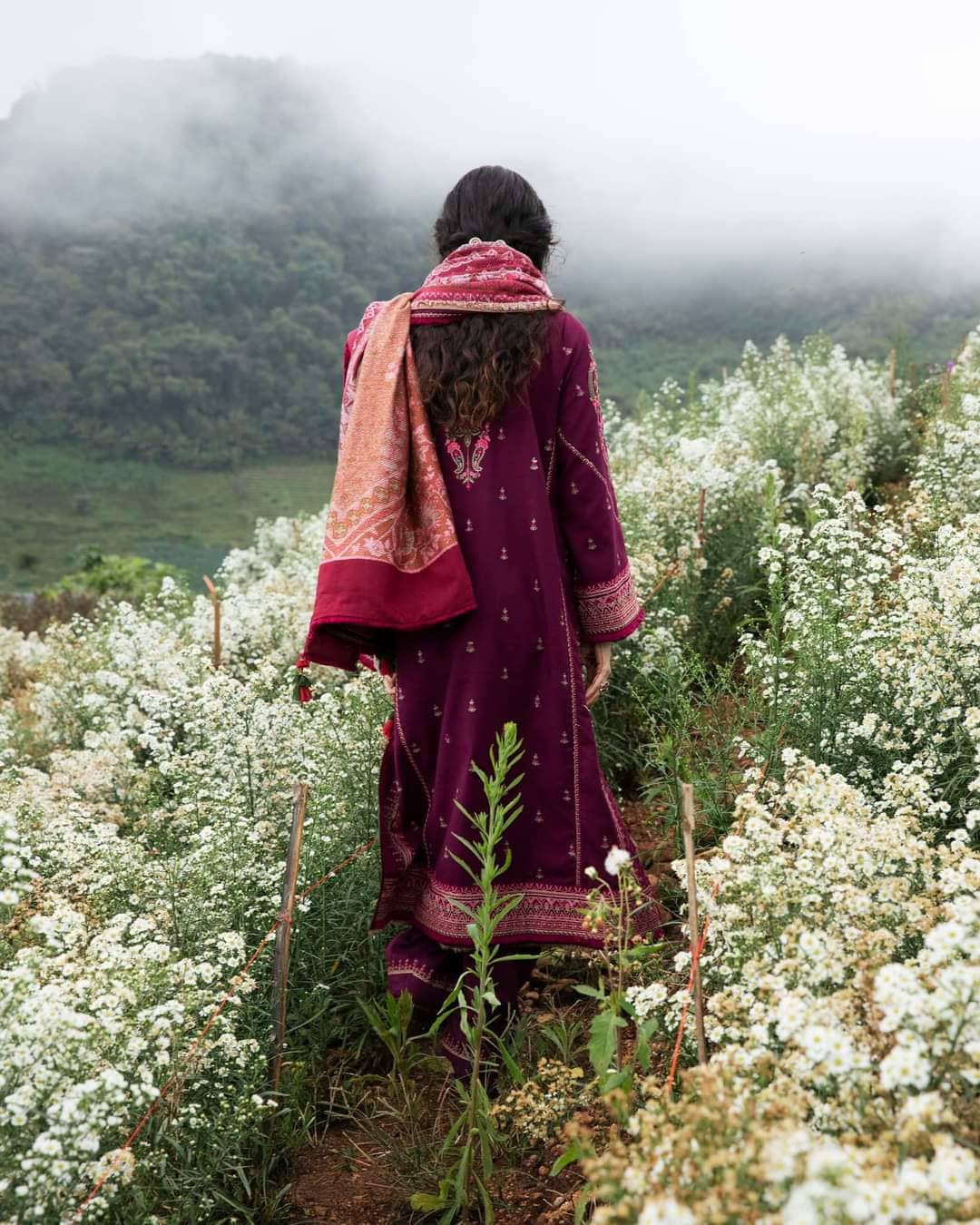 img_zara_shahjahan_winter_shawl_collection_22_awwal_boutique