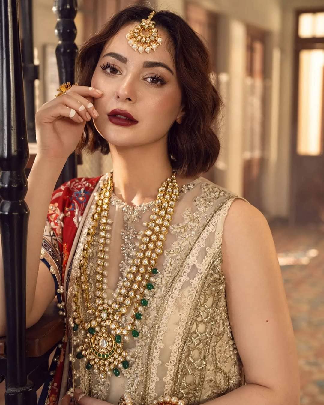 Img_crimson_wedding_edition_awwal_boutique