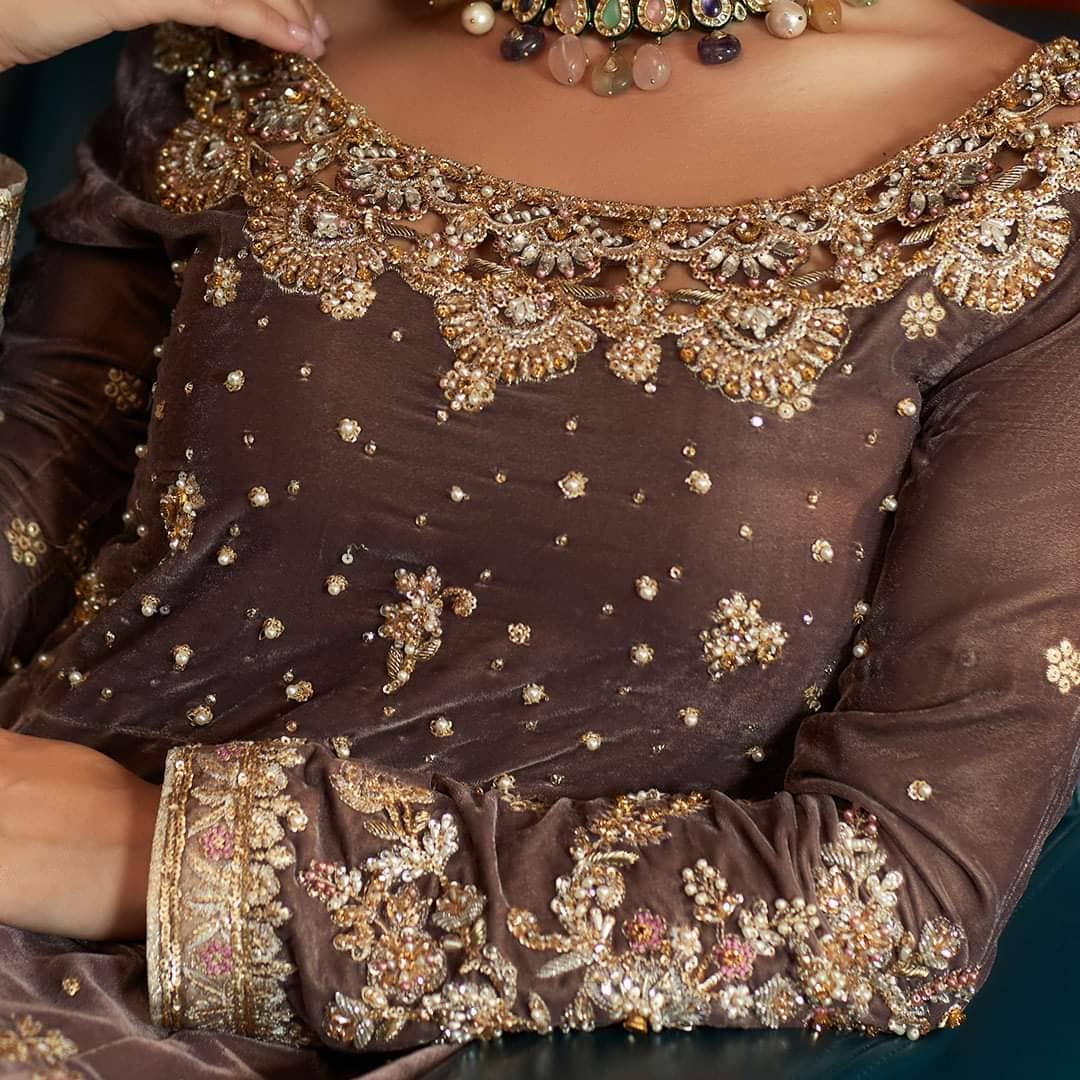 img_mushq_velvet_awwal_boutique