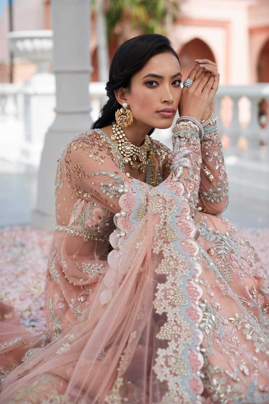 img_suffuse_by_sana_yasir_freesia_2022_wedding_edition_awwal_boutique