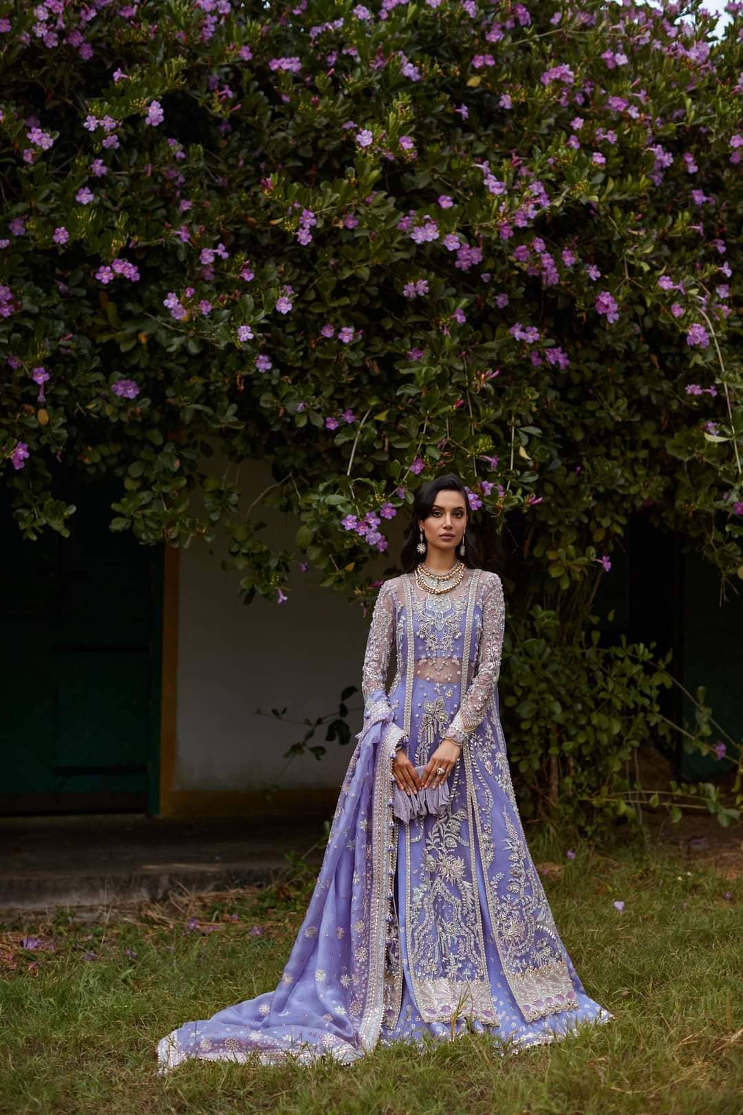 img_suffuse_by_sana_yasir_freesia_2022_wedding_edition_awwal_boutique