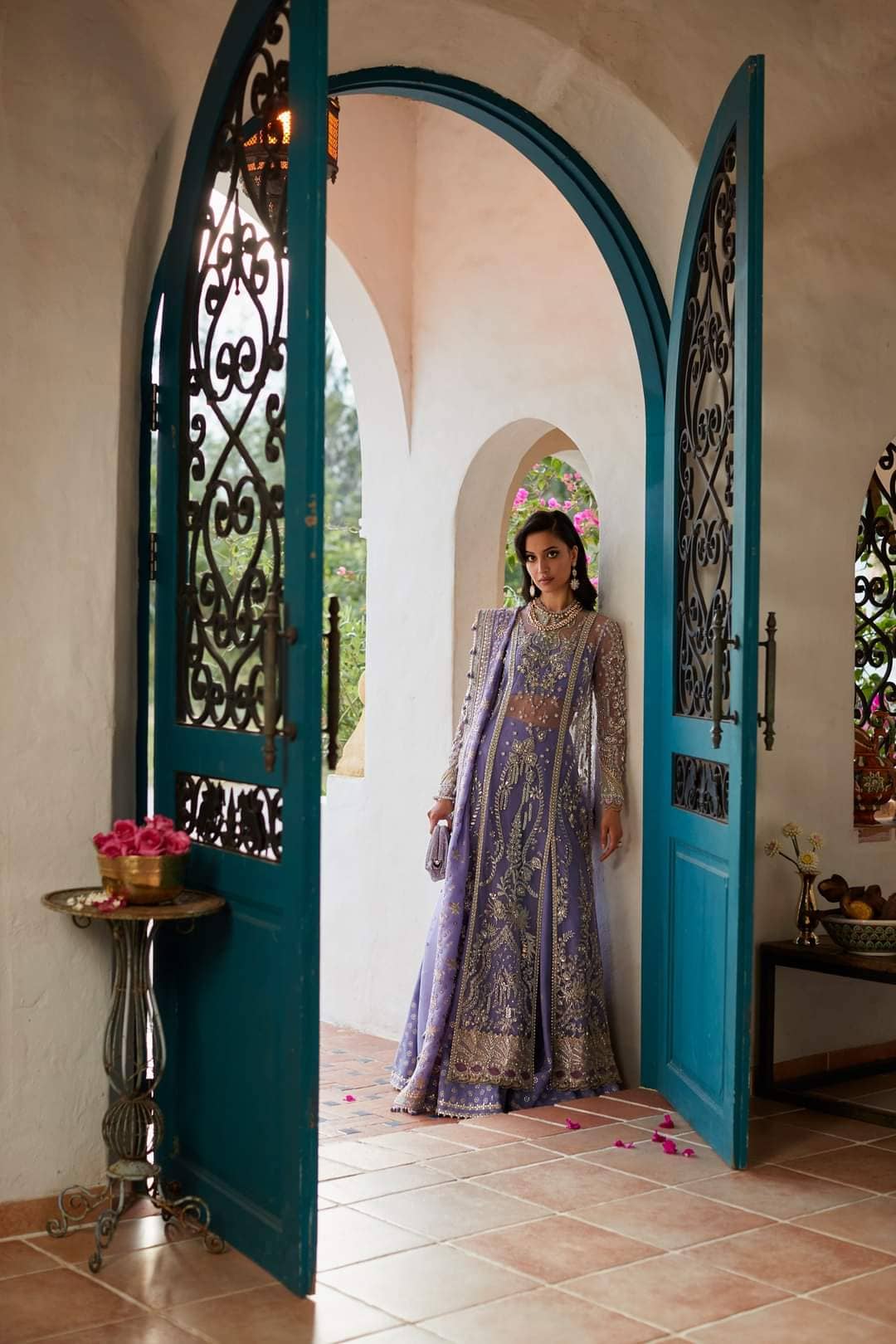 img_suffuse_by_sana_yasir_freesia_2022_wedding_edition_awwal_boutique