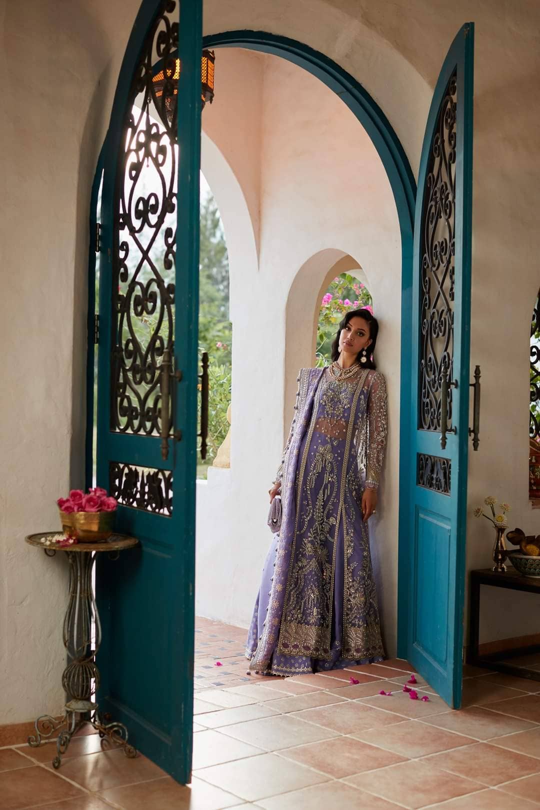 img_suffuse_by_sana_yasir_freesia_2022_wedding_edition_awwal_boutique