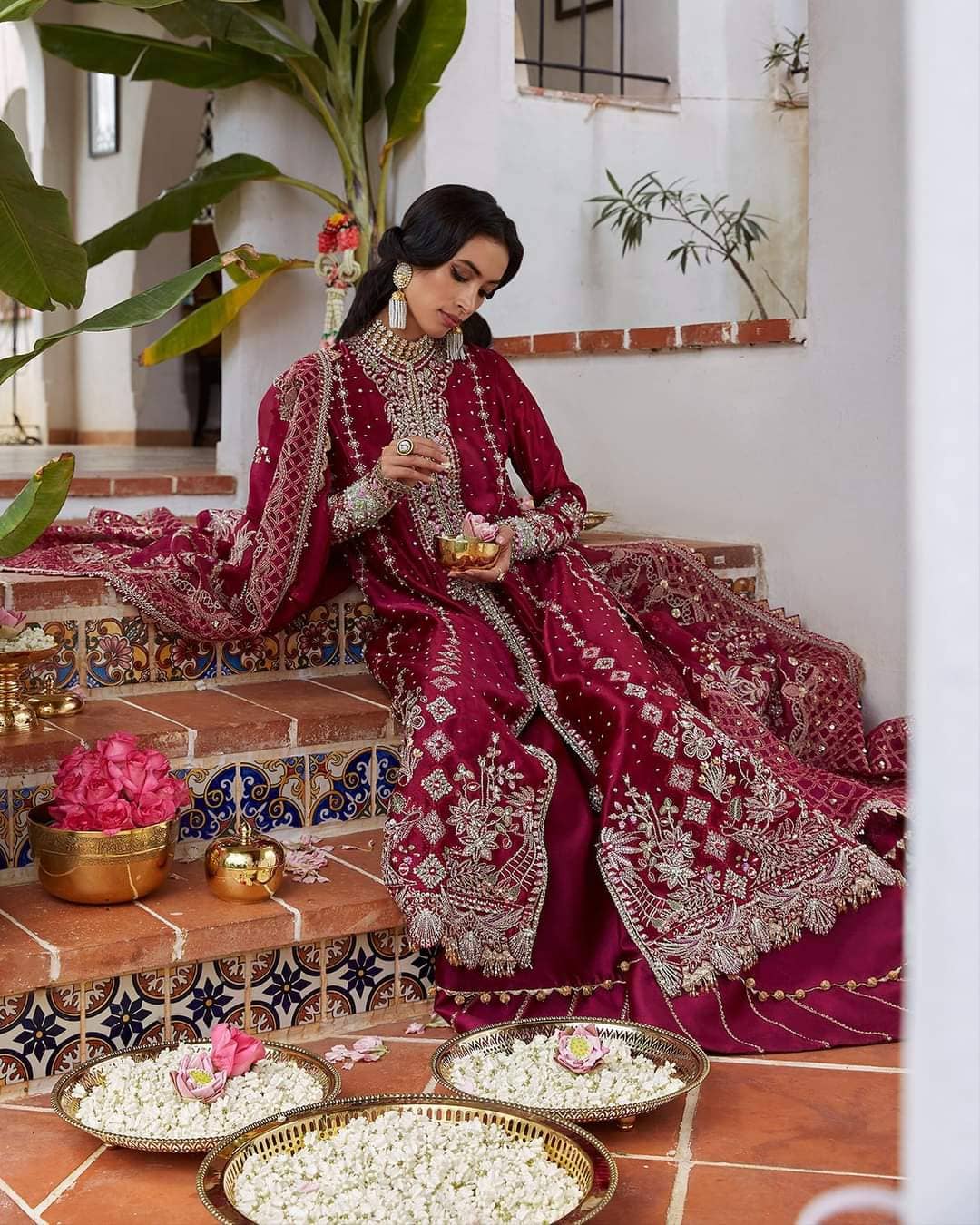 img_suffuse_by_sana_yasir_freesia_2022_wedding_edition_awwal_boutique