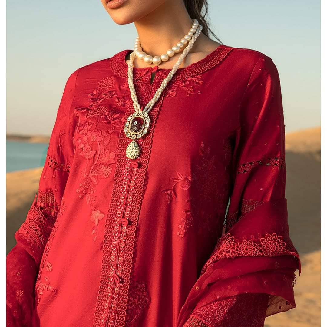 img_rang_rasiya_lawn_23_awwal_boutique