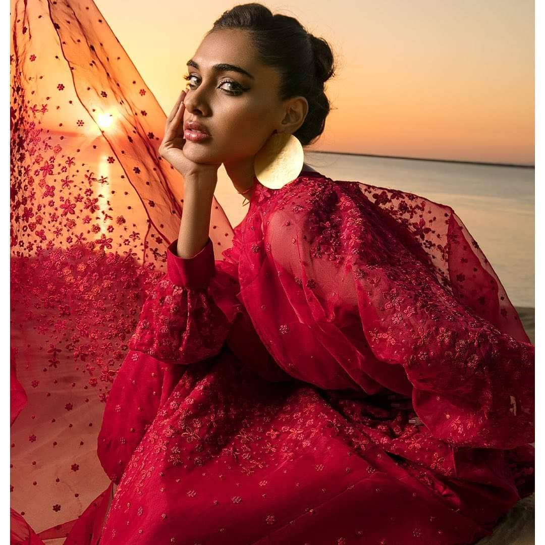 img_rang_rasiya_lawn_23_awwal_boutique