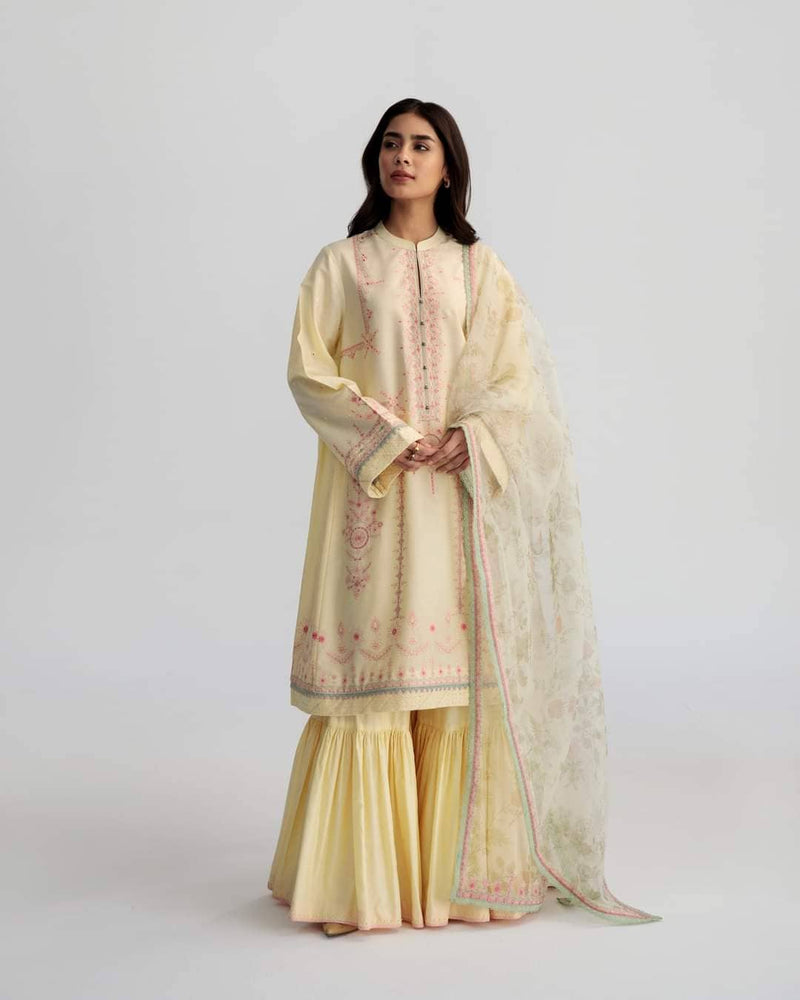 img_coco_lawn_by_zara_shahjahan_23_awwal_boutique