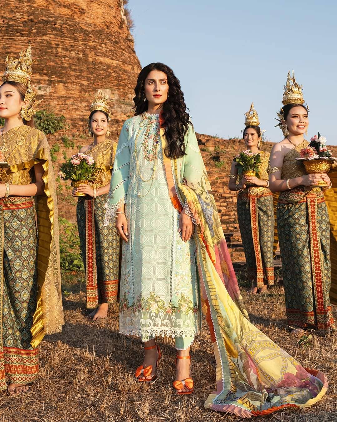 img_mushq_lawana_lawn_23_awwal_boutique