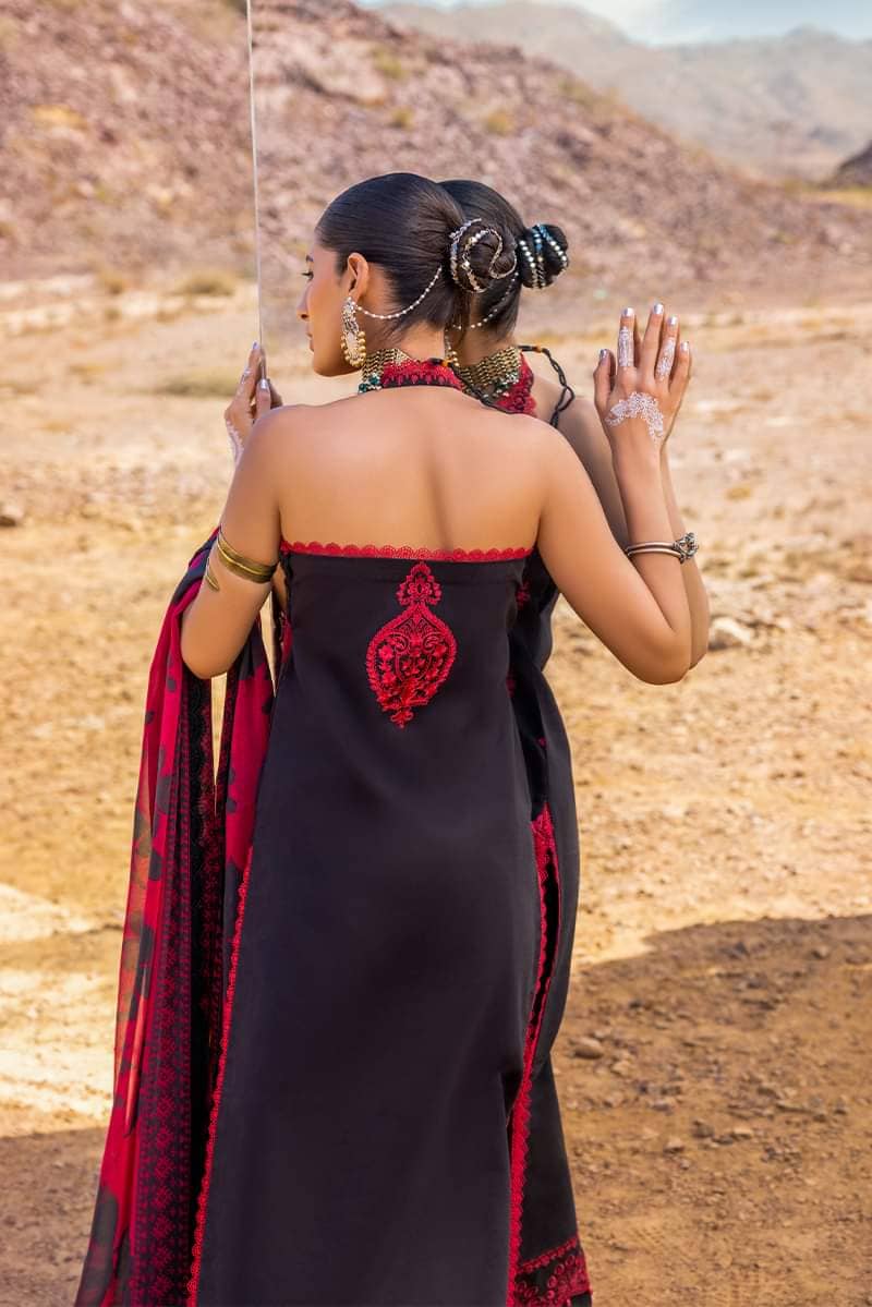 img_zainab_chottani_chikankari_lawn_23_awwal_boutique