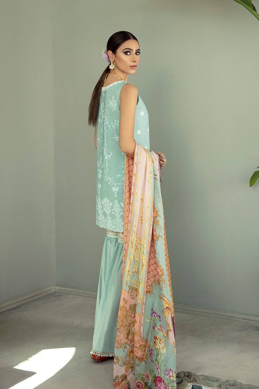 img_faixa_faixan_by_ittehad_lawn_2021_awwal_boutique