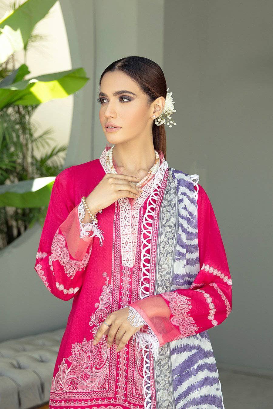img_faixa_faixan_by_ittehad_lawn_2021_awwal_boutique