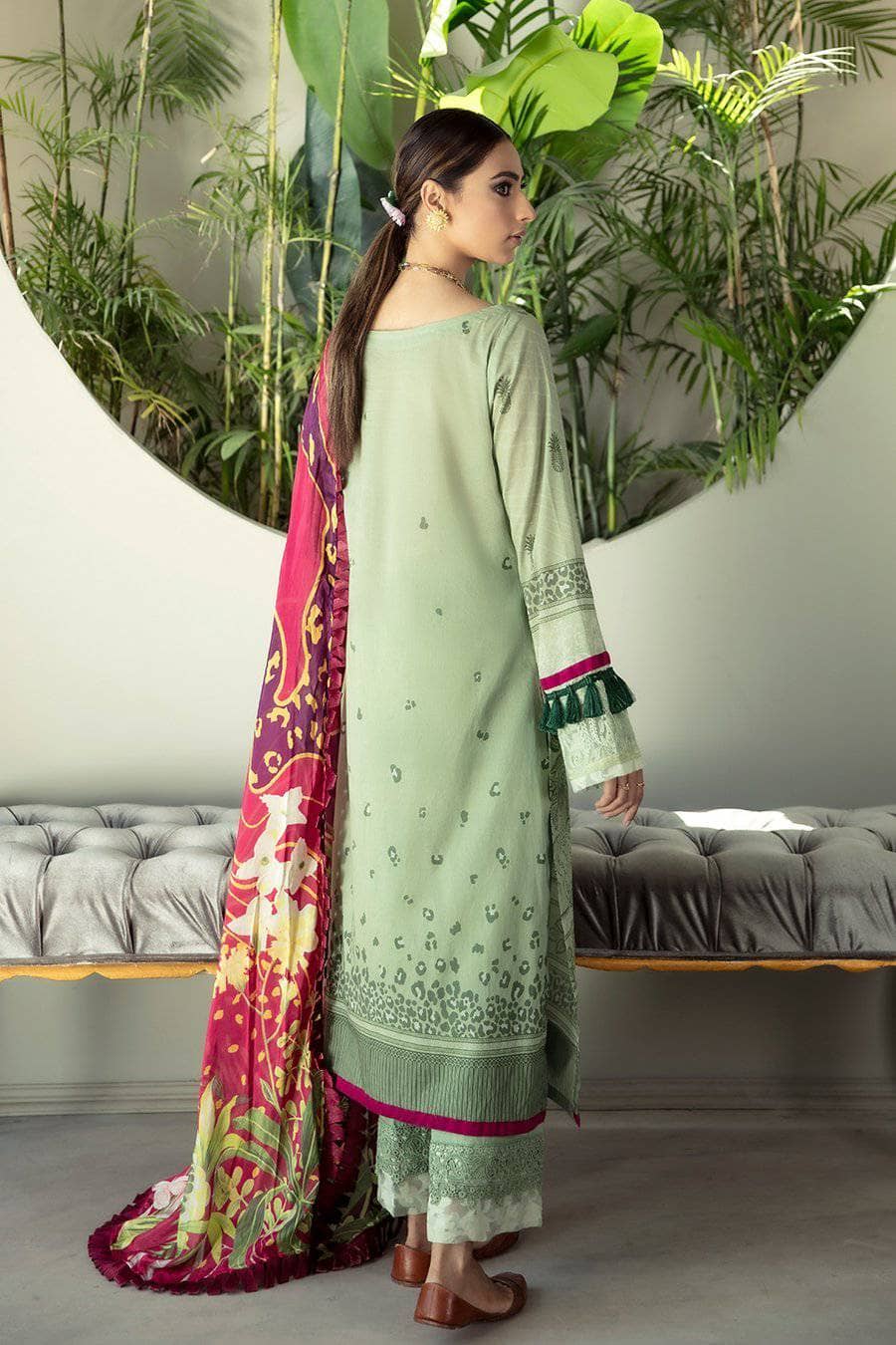 img_faixa_faixan_by_ittehad_lawn_2021_awwal_boutique