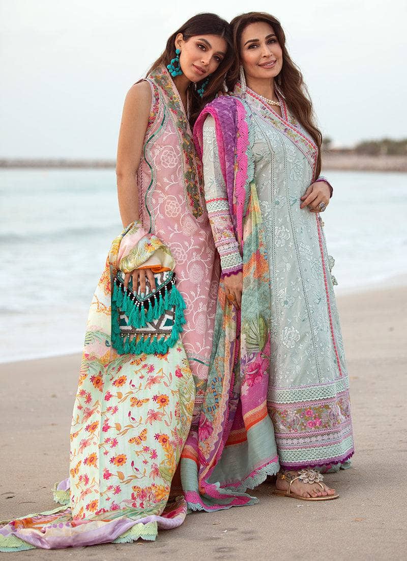 img_farah_talib_aziz_lawn_22_awwal_boutique