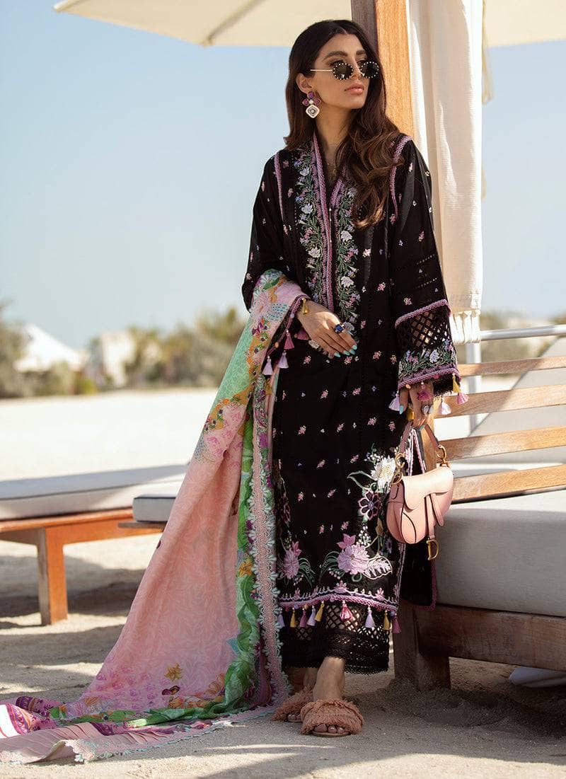 img_farah_talib_aziz_lawn_22_awwal_boutique_awwal_boutique