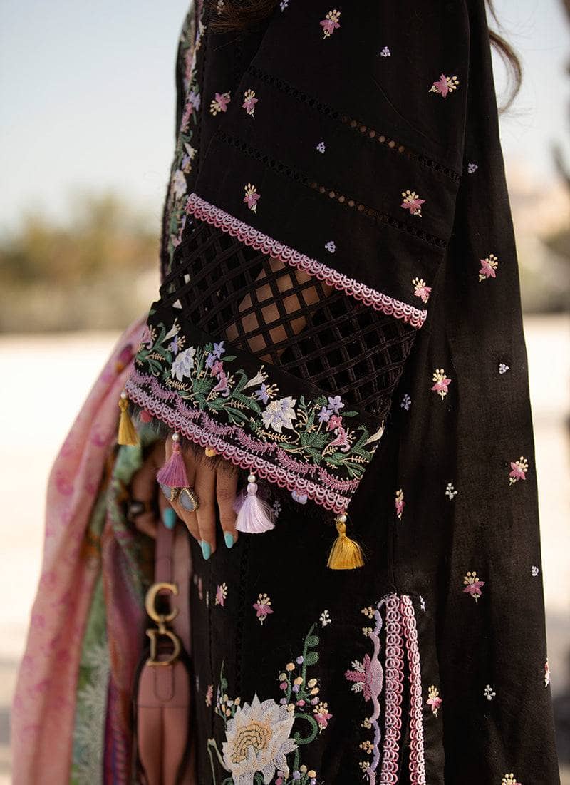 img_farah_talib_aziz_lawn_22_awwal_boutique_awwal_boutique