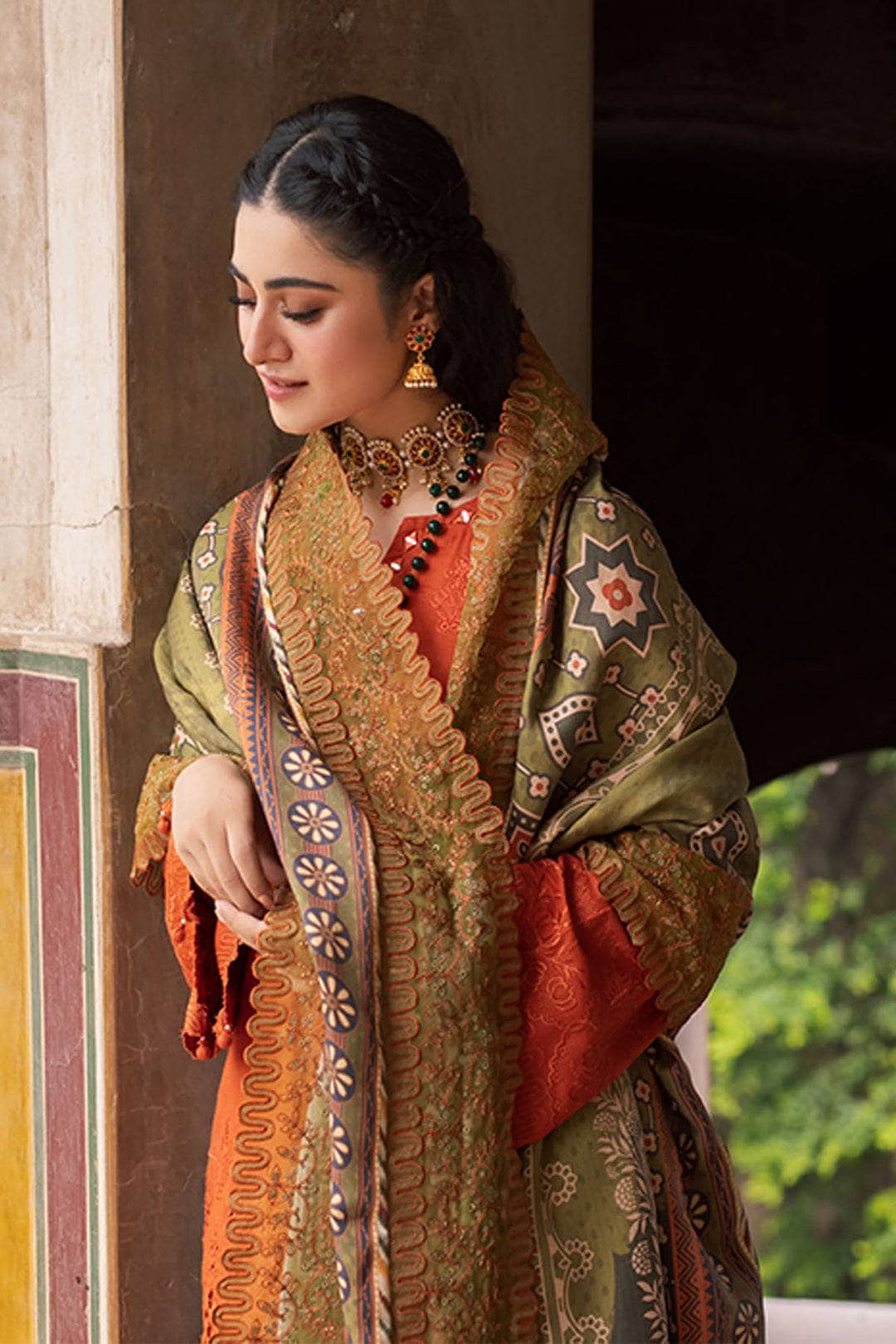 img_nureh_maya_khaddar_awwal_boutique