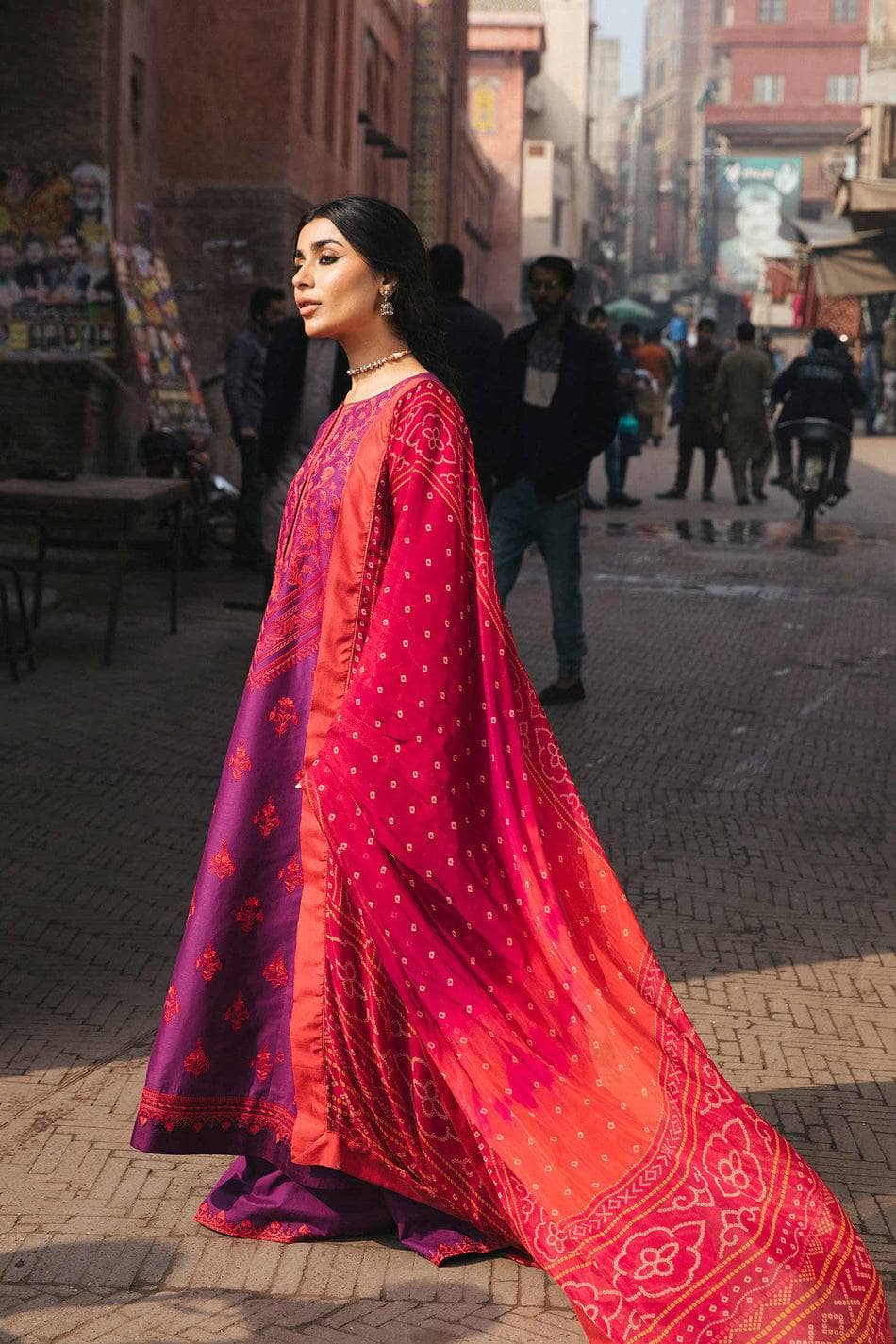 Img_zara_shahjahan_lawn_22_awwal_boutique