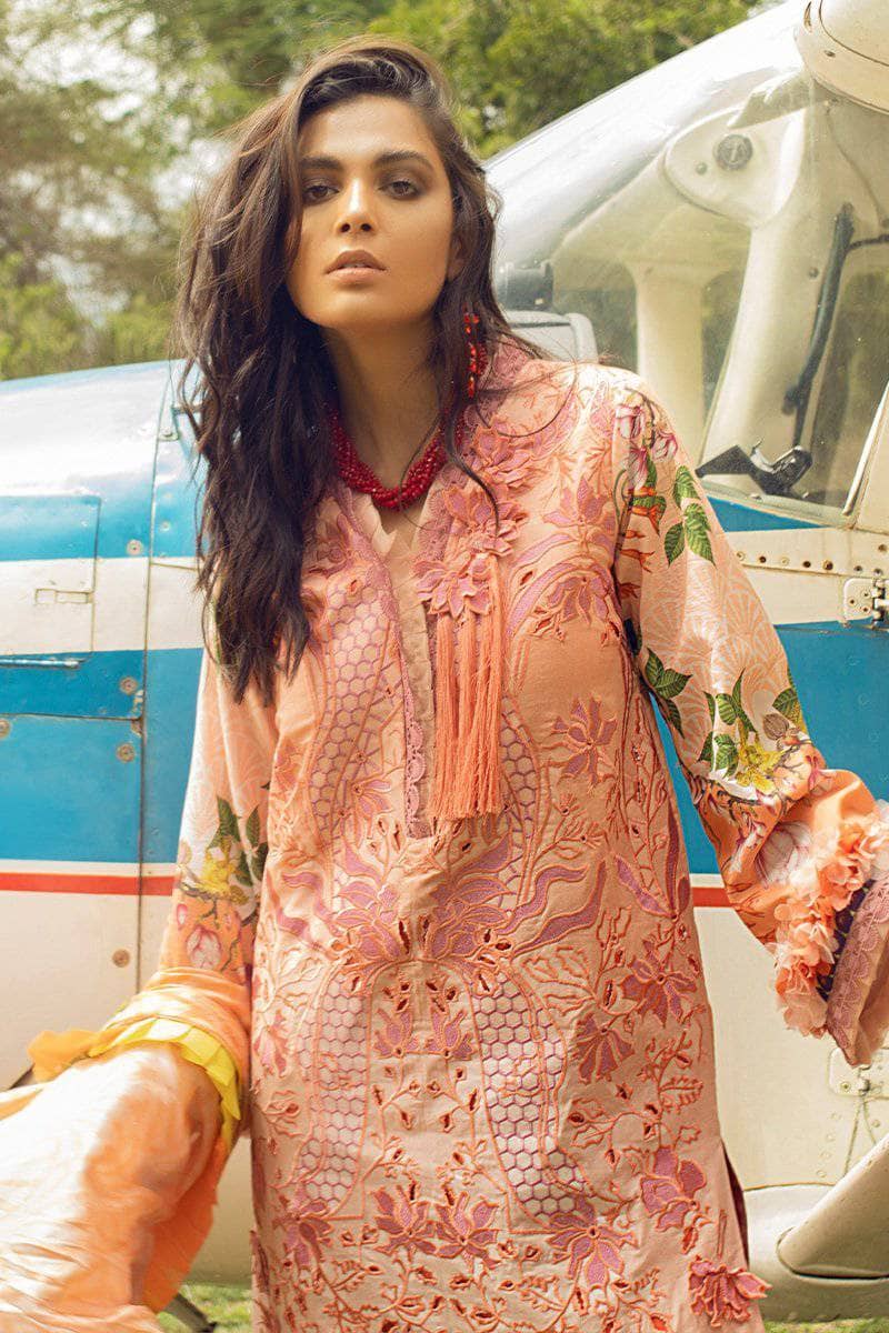 img_hemline_by_mushq_lawn_2021_awwal_boutique