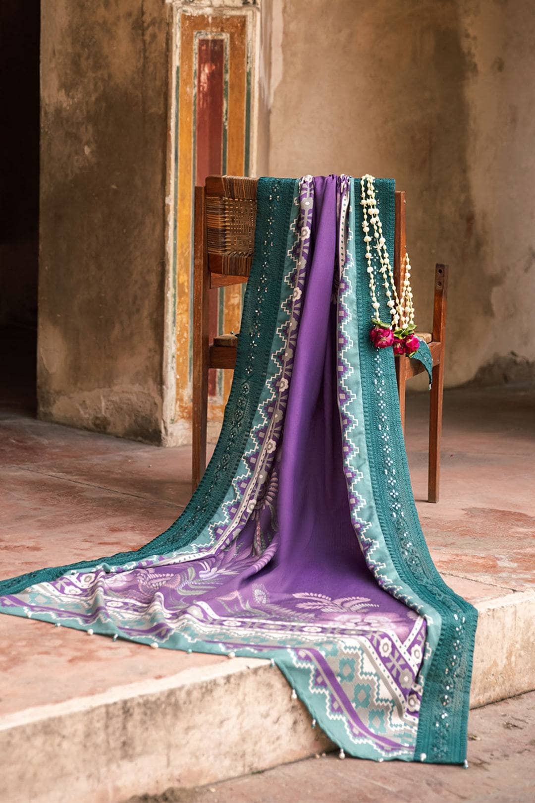 img_nureh_maya_khaddar_awwal_boutique