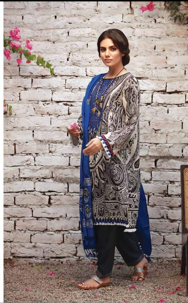 img_khaadi_winter_shawl_collection_awwal_boutique