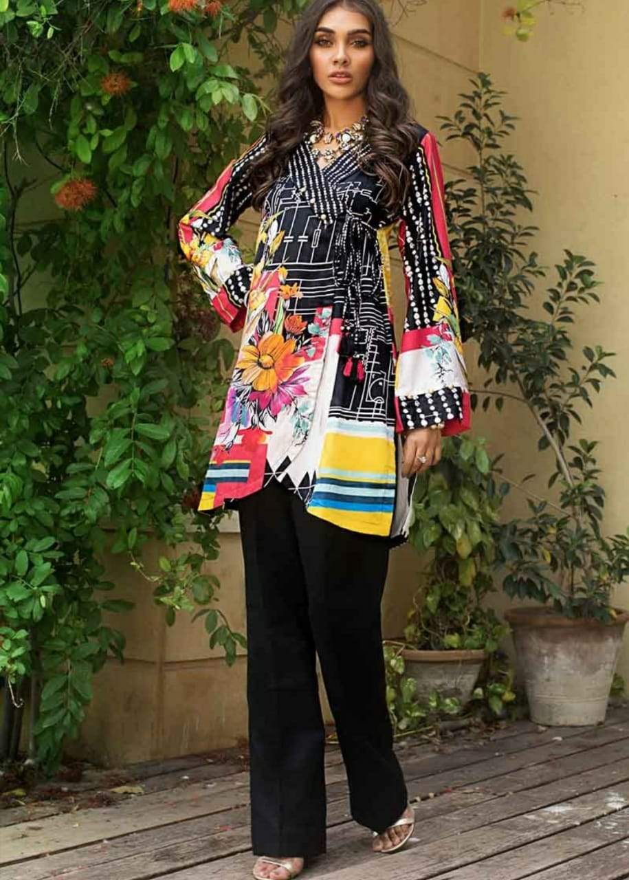 img_gul_ahmed_shaleen_awwal_boutique