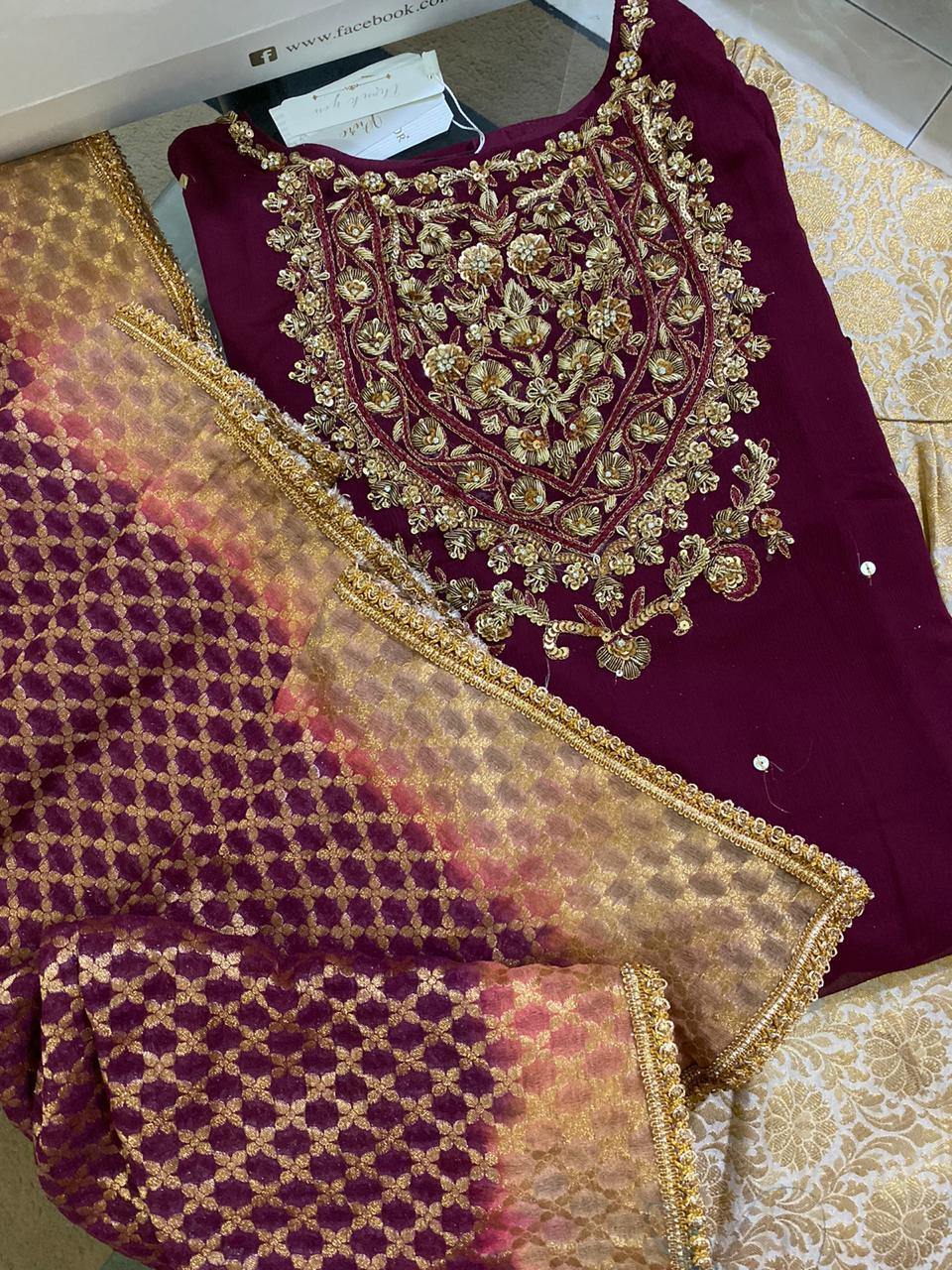 img_agha_noor_velvet_ready_made_sharara_style_wedding_awwal_boutique