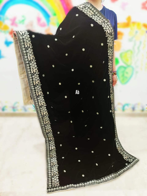 img_velvet_embroidered_shawl_collection_awwal_boutique