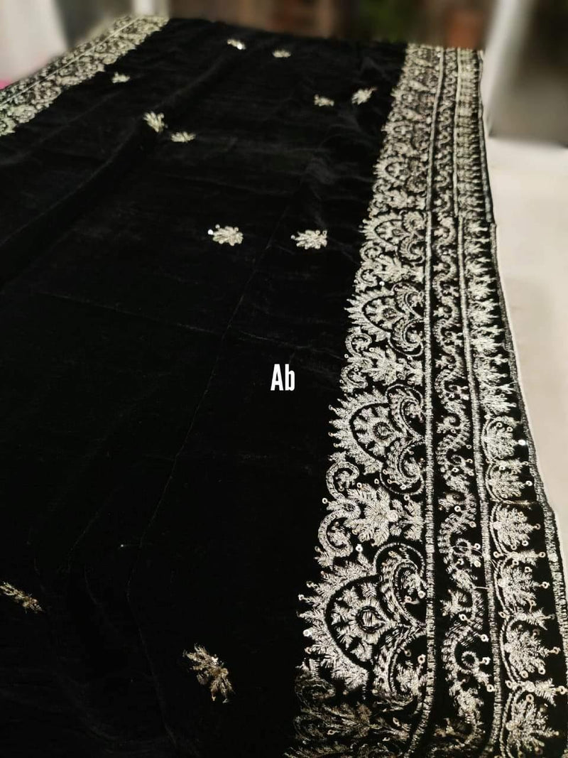 img_velvet_embroidered_shawl_collection_awwal_boutique