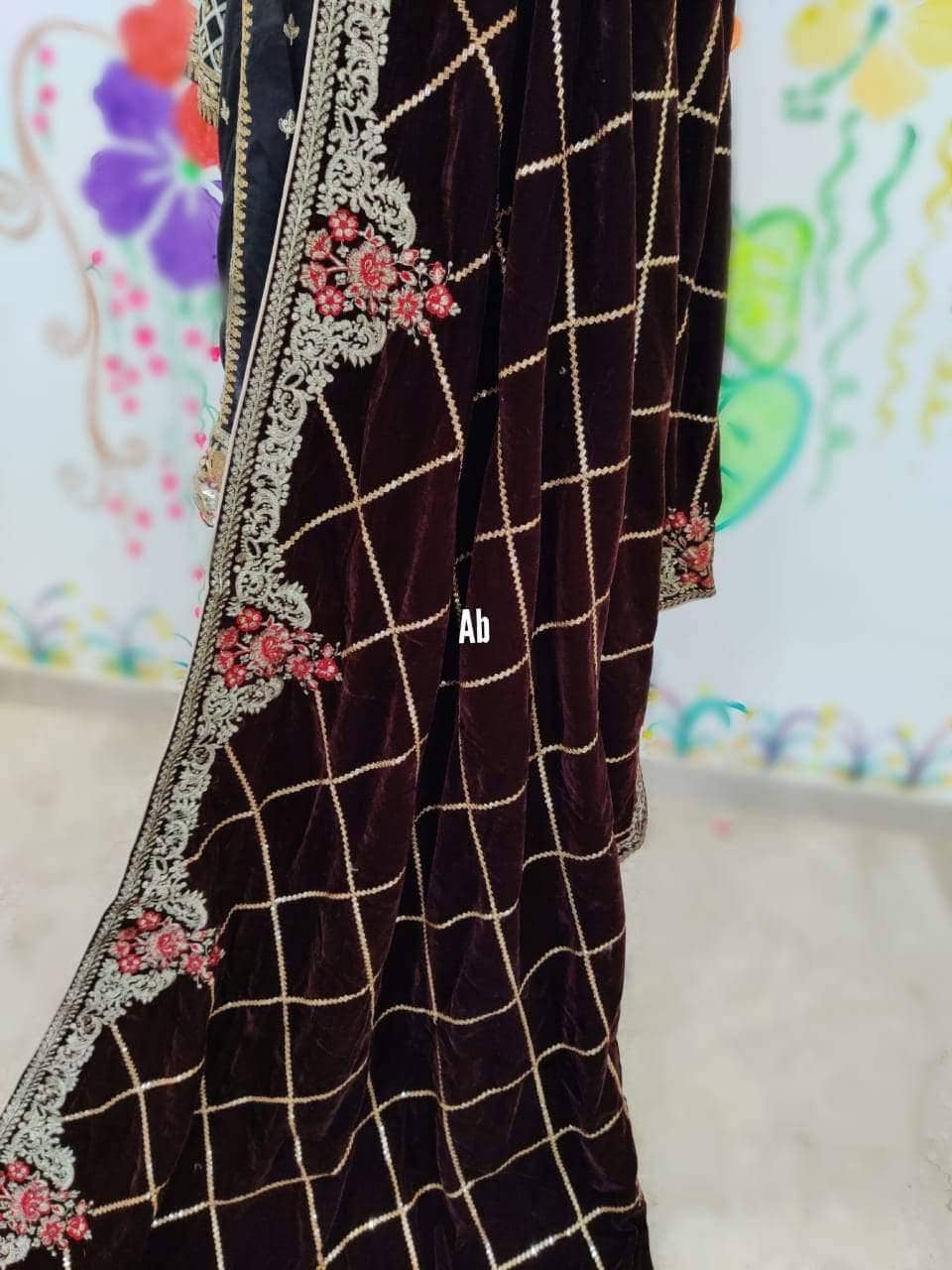 img_velvet_embroidered_shawl_collection_awwal_boutique