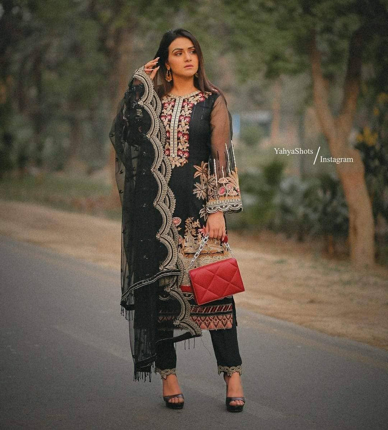 img_spotted_in_serene_awwal_boutique