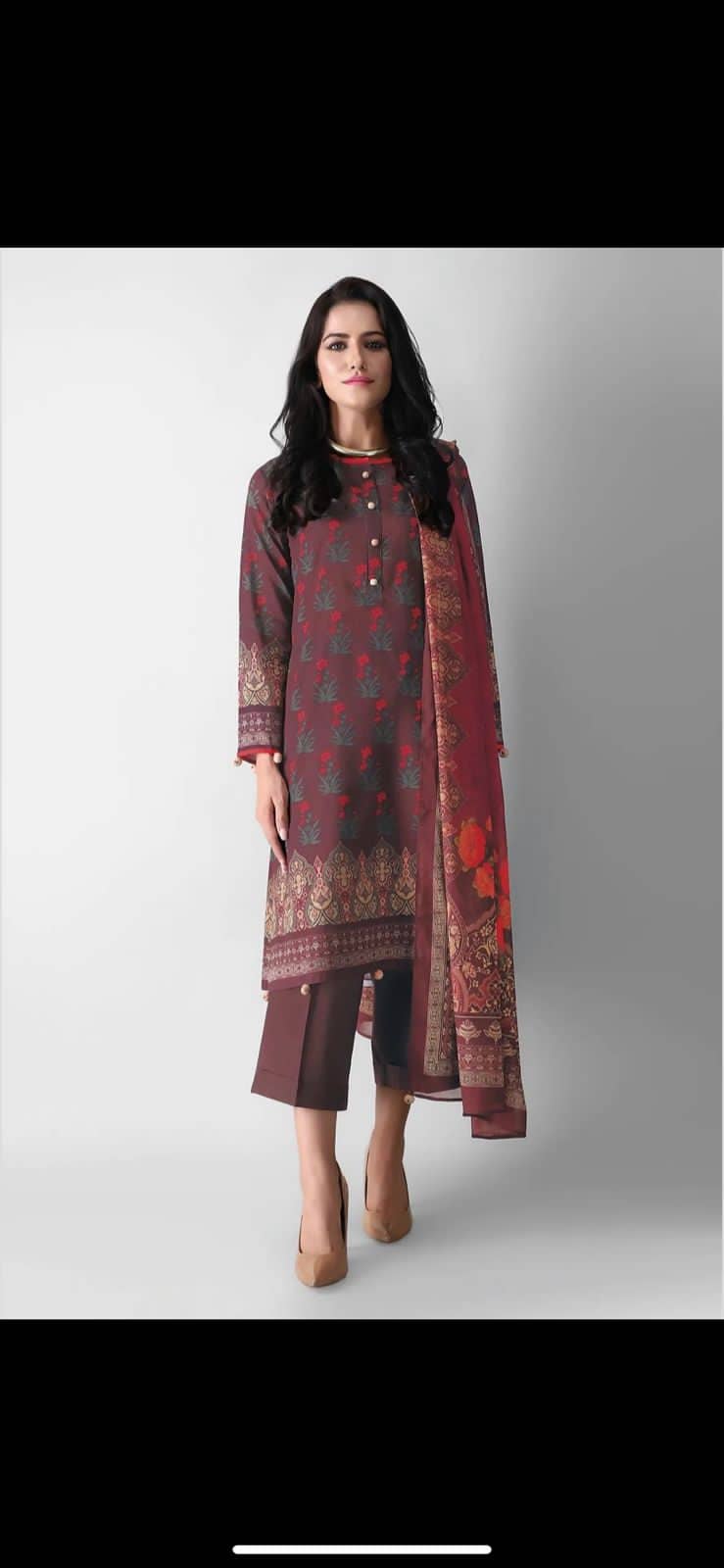 img_khaadi_lawn_2021_awwal_boutique