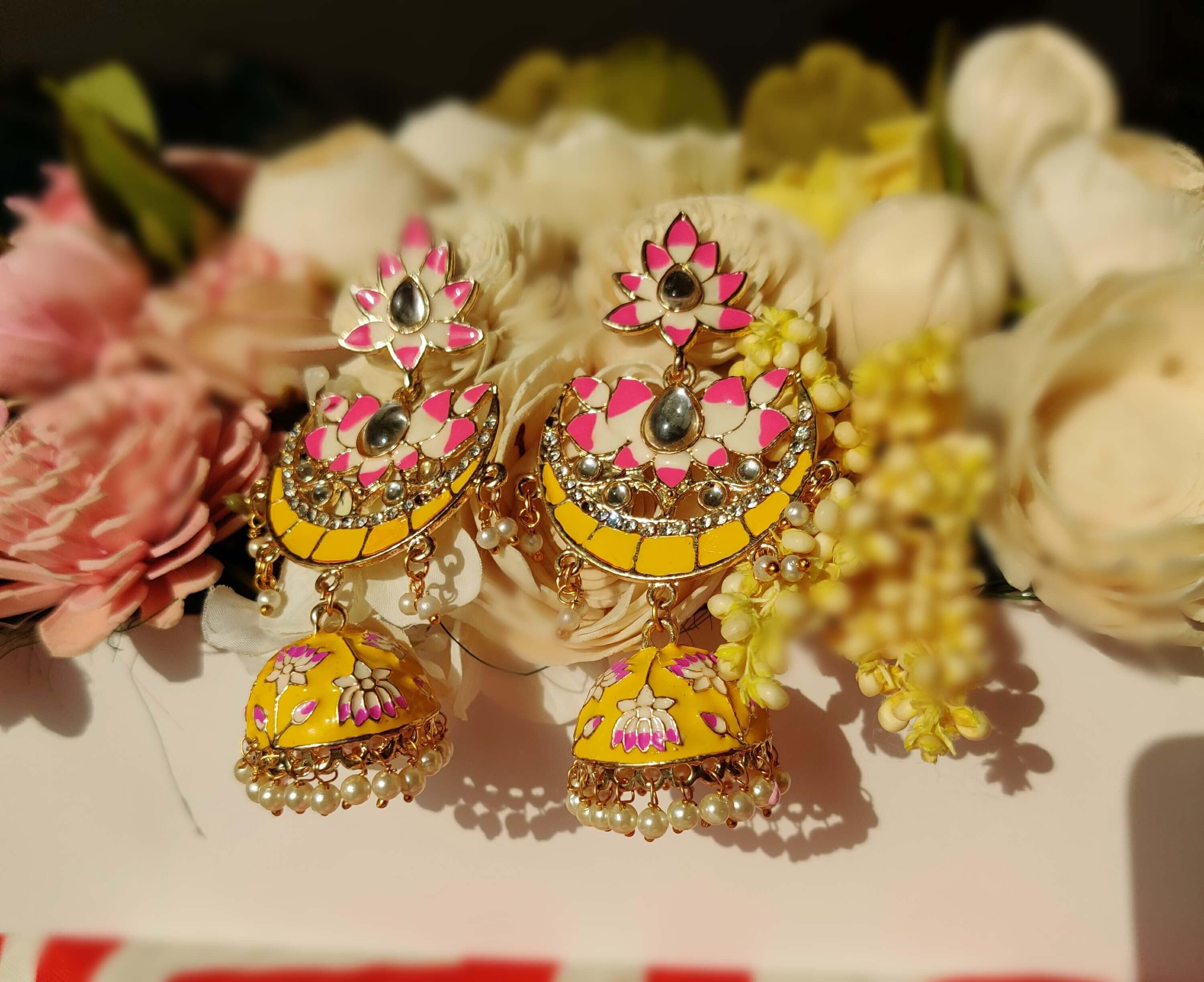 img_minakari_jewellery_jhumkis_awwal_boutique