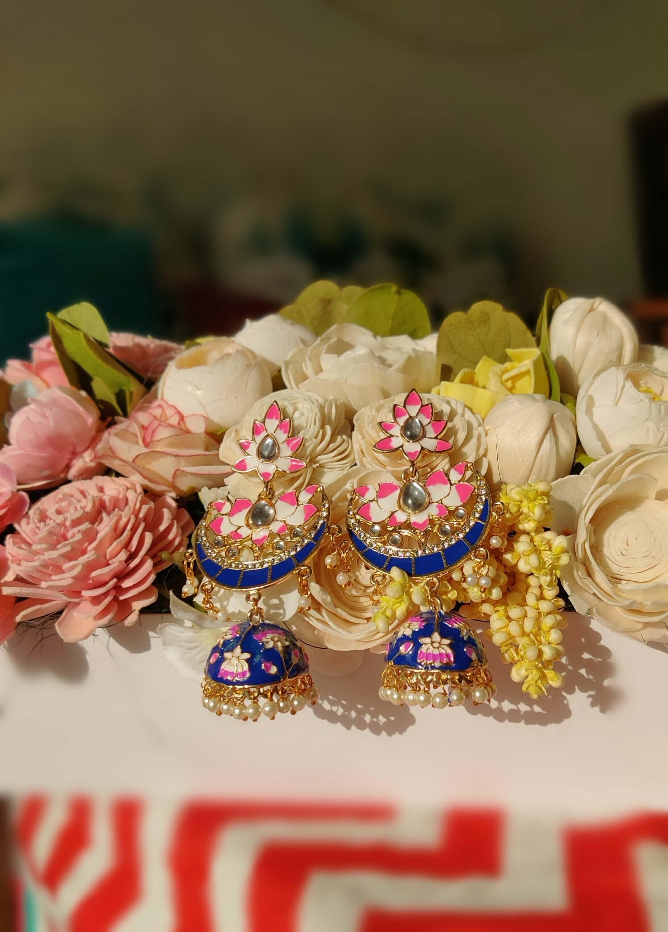 img_minakari_jewellery_jhumkis_awwal_boutique