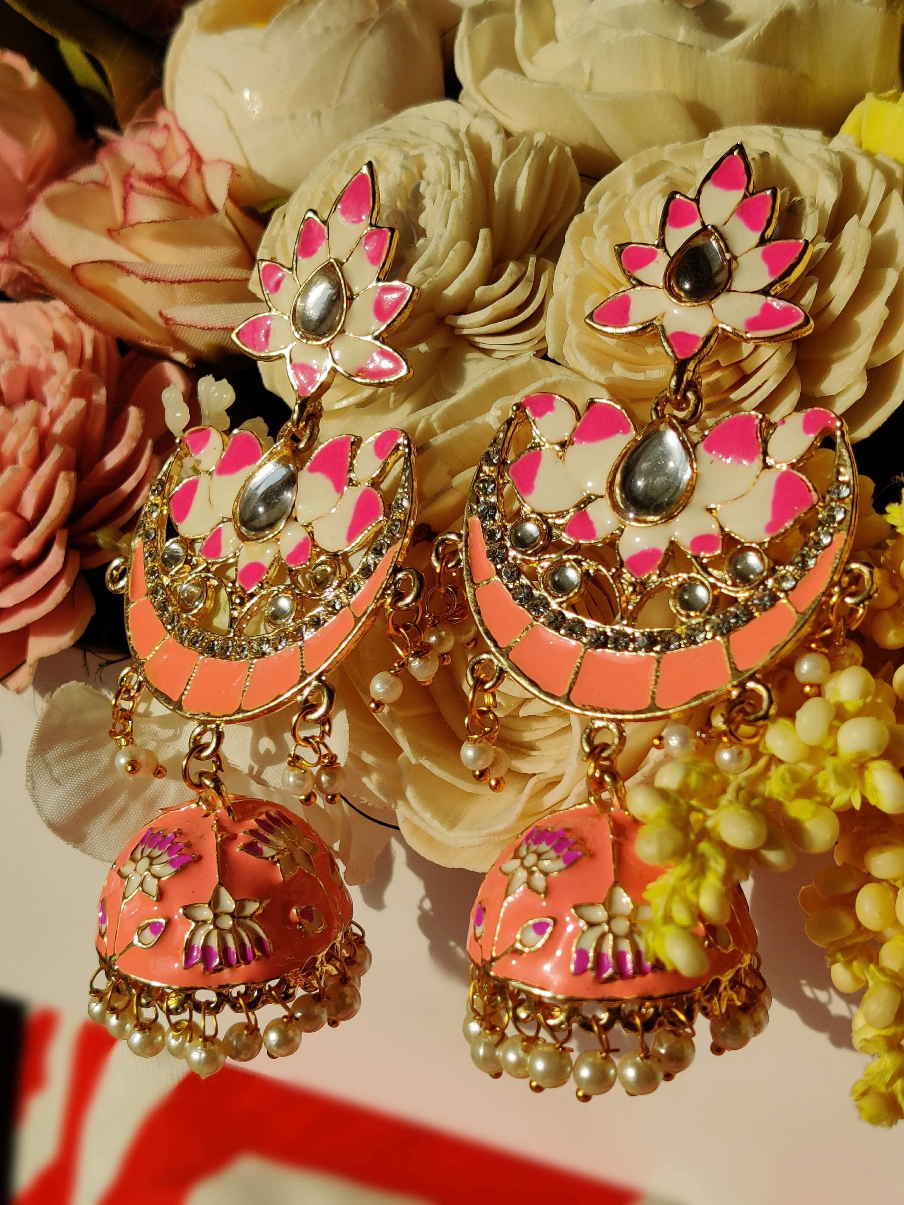 img_minakari_jewellery_jhumkis_awwal_boutique
