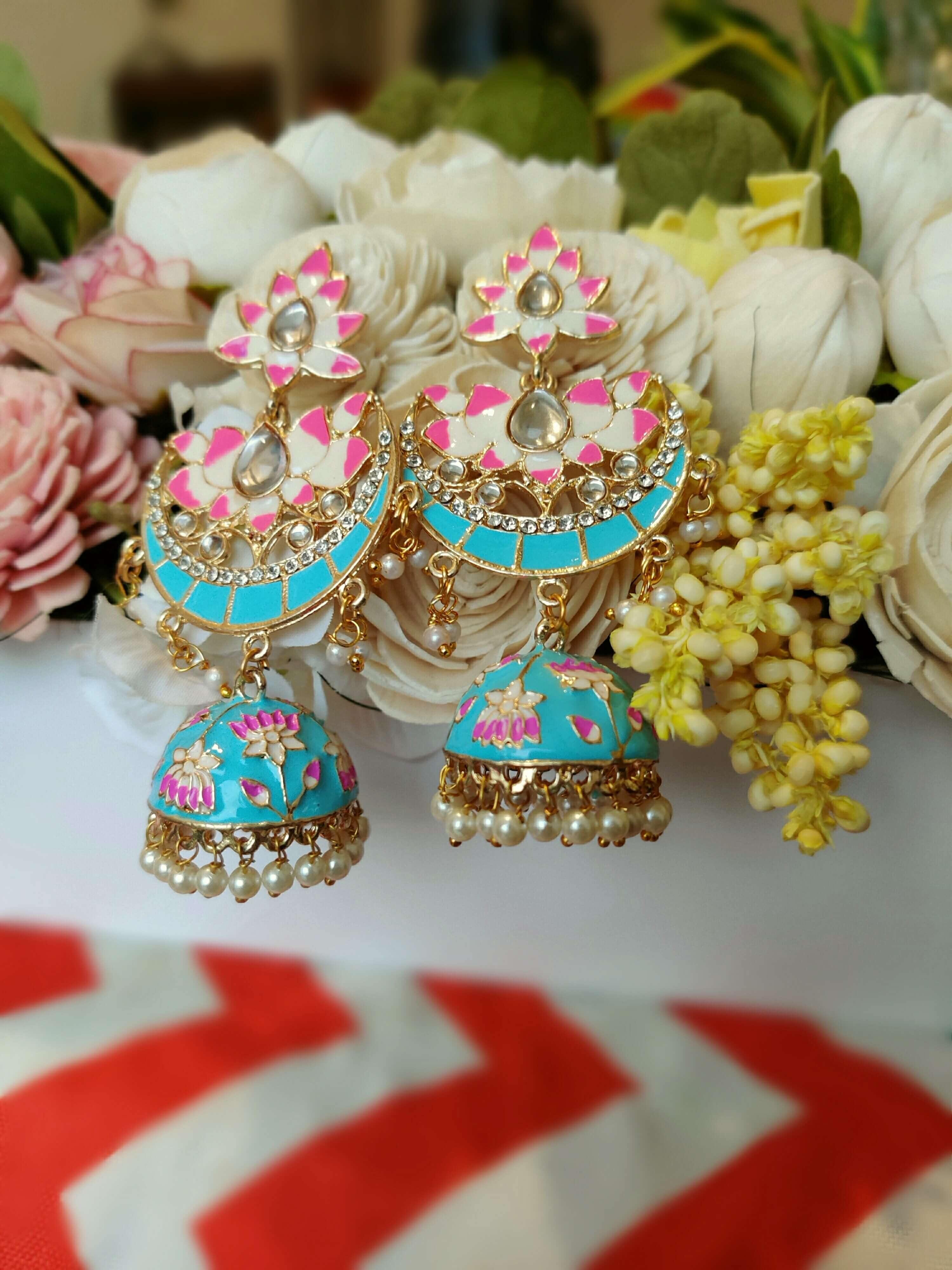 img_minakari_jewellery_jhumkis_awwal_boutique