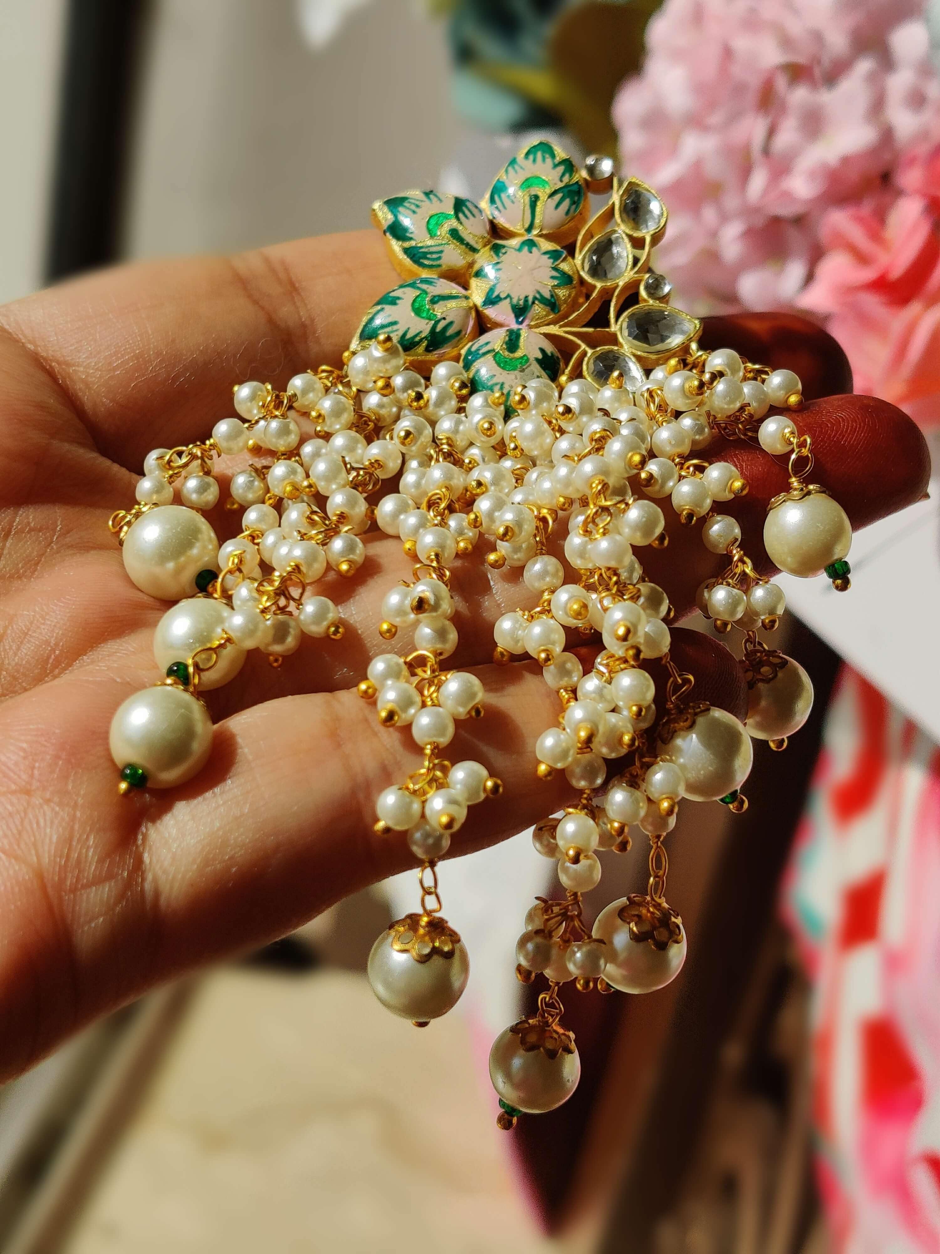 img_minakari_jewellery_jhumkis_awwal_boutique