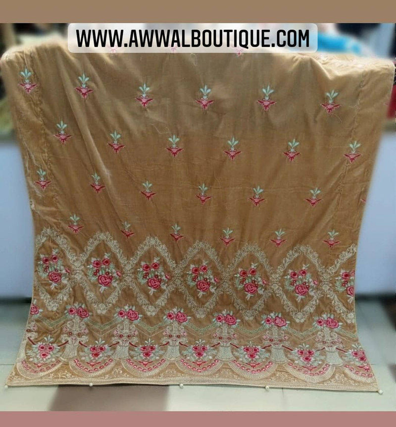 img_velvet_embroidered_shawls_awwal_boutique