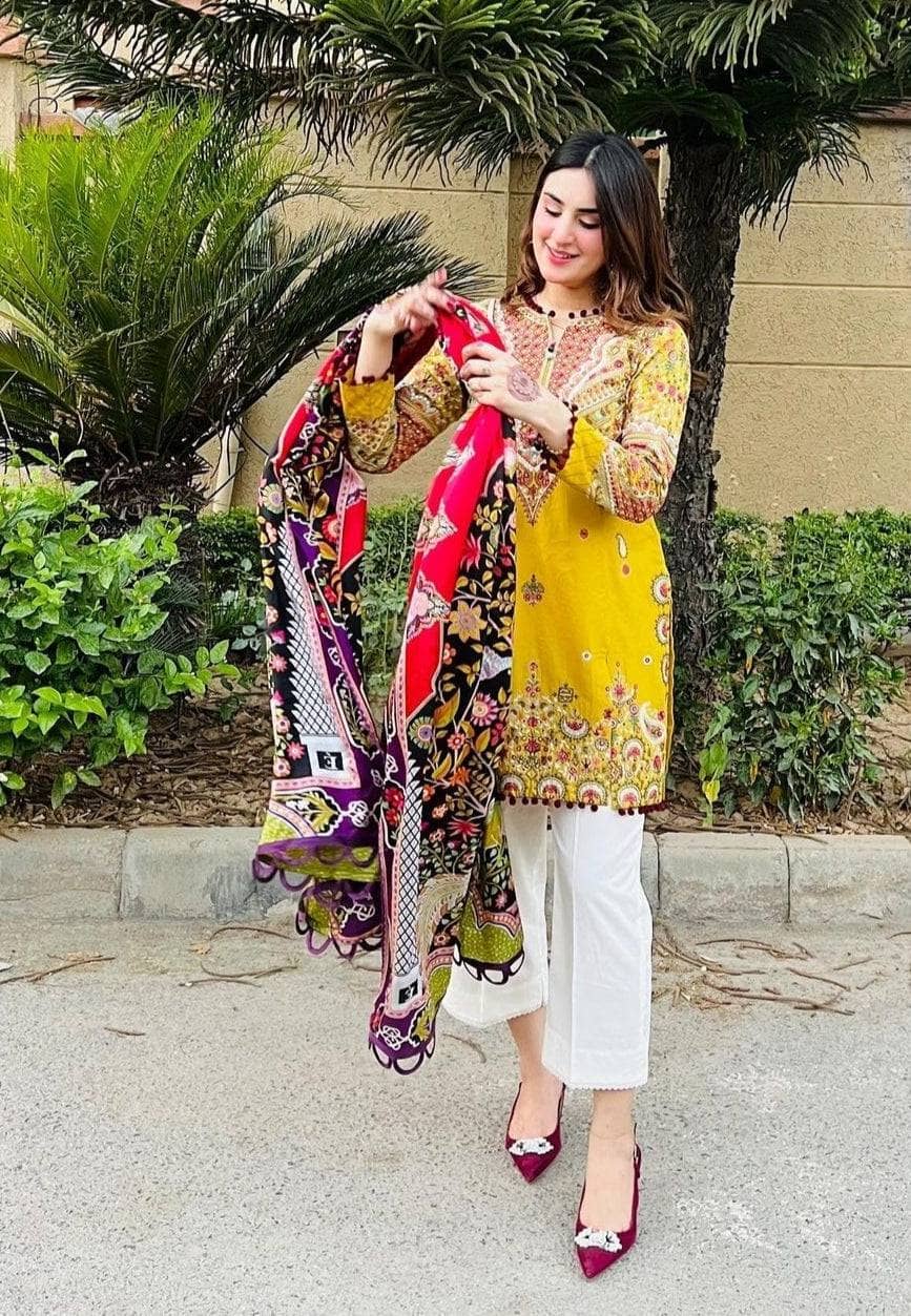 img_elan_lawn_22_awwal_boutique